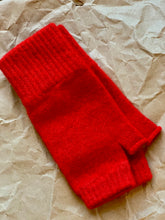 Load image into Gallery viewer, Luxury Cashmere Mittens (fingerless)
